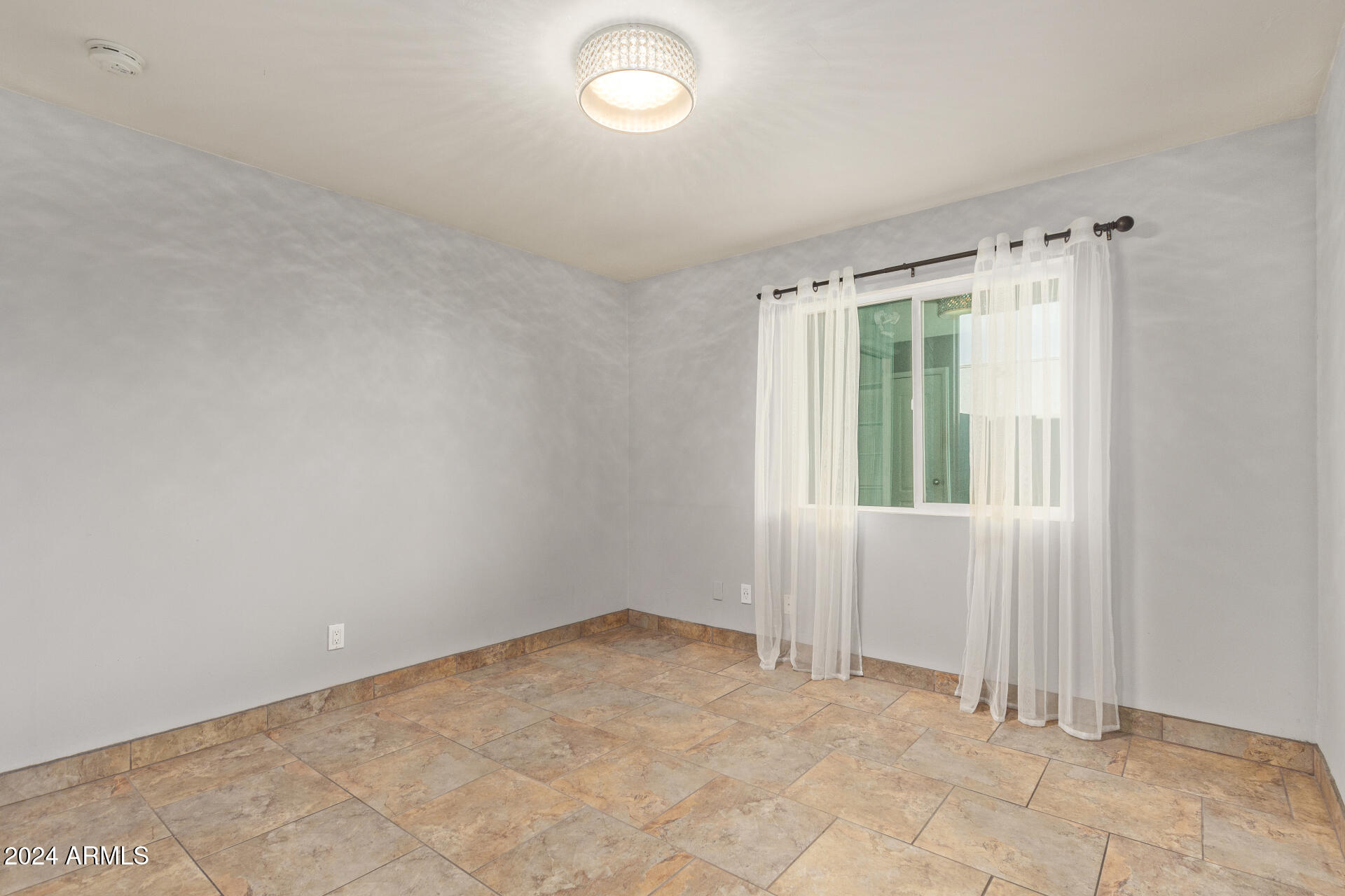 5301 West Hearn Road Glendale, AZ 85306 - Photo 22 of 34 21 Hearn 5301
