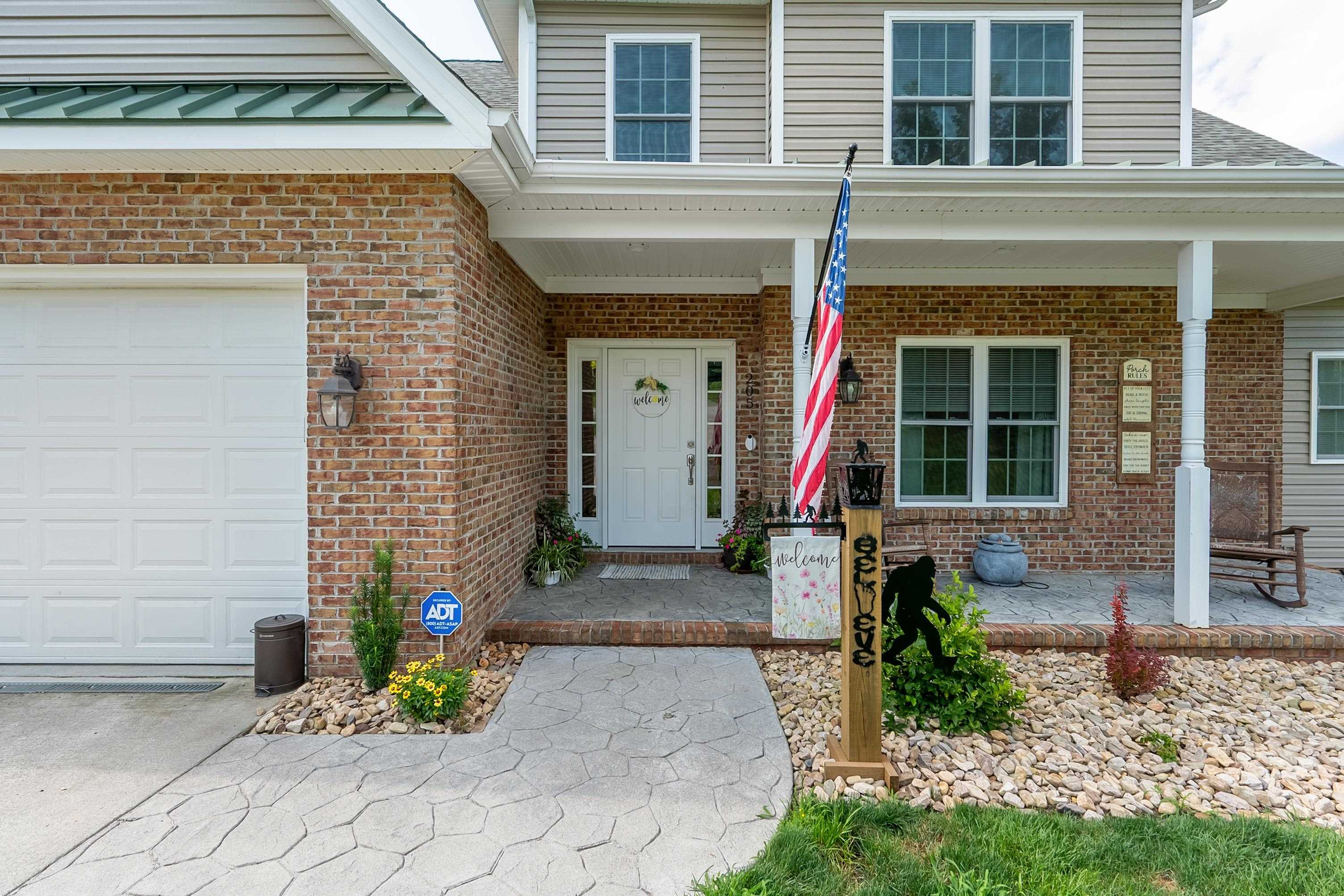 205 Ridge Lane Radford, VA 24141 - Photo 4 of 122 Gallery Image 4