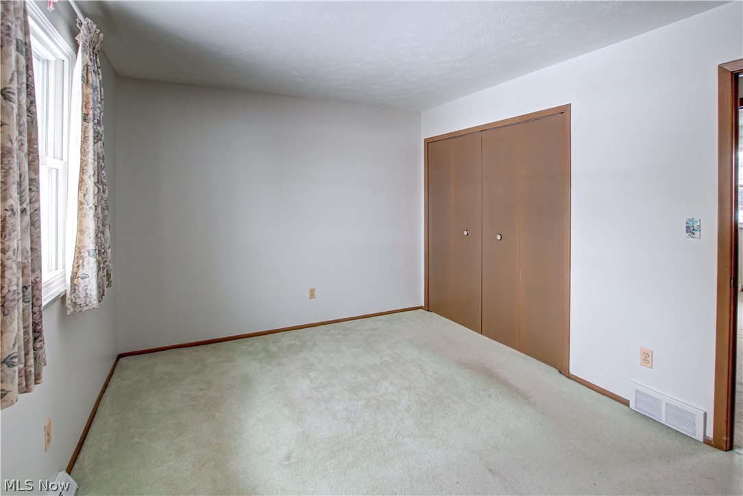 14398 Sheldon Road Cleveland, OH 44142 - Photo 9 of 22 Gallery Image 9