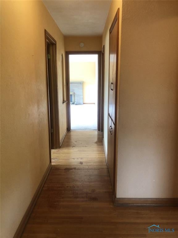 833 Athens Road Oregon, OH 43616 - Photo 11 of 19 Gallery Image 11