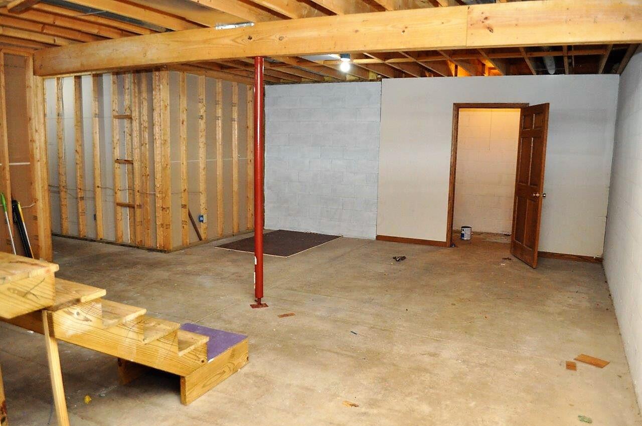 4340 Westfall Road Southwest Lancaster, OH 43130 - Photo 55 of 69 Lower-Level Utility Space - 4340 Westfall Road SW, Lancaster, OH 43130