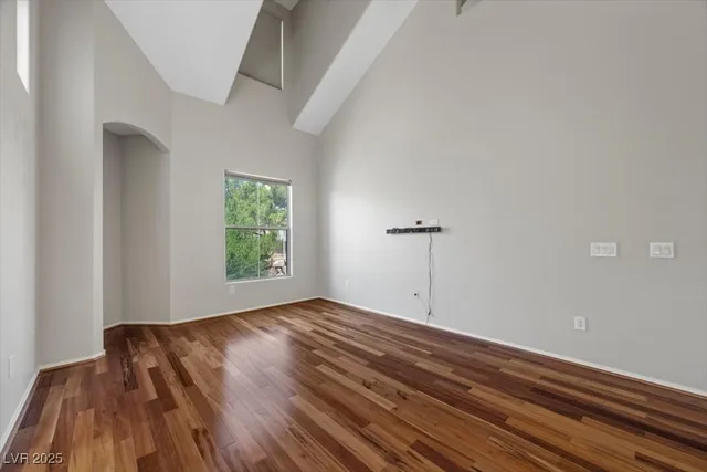 $325,000 | 3975 North Hualapai Way, Unit 246, Las Vegas, NV 89129