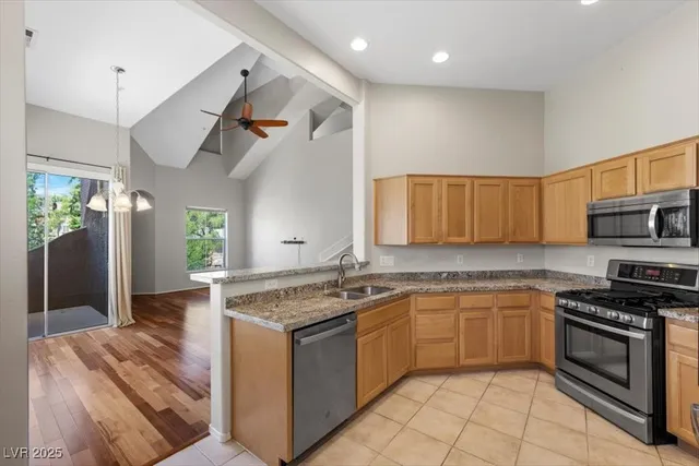 $325,000 | 3975 North Hualapai Way, Unit 246, Las Vegas, NV 89129