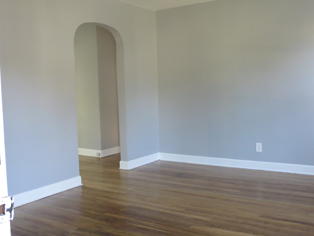 135 Hambly Road Tiverton, RI 02878 - Photo 3 of 17