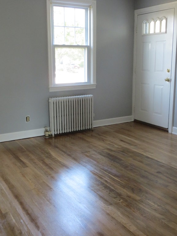 135 Hambly Road Tiverton, RI 02878 - Photo 4 of 17
