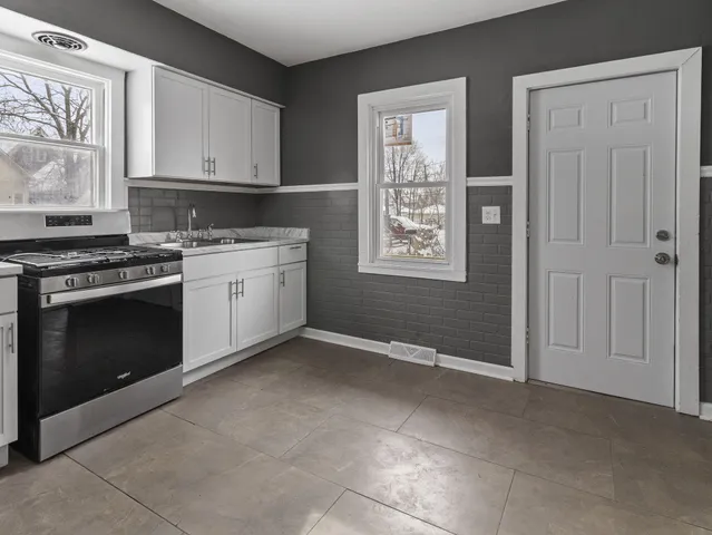 $125,000 | 2558 North 24th Street, Milwaukee, WI 53206