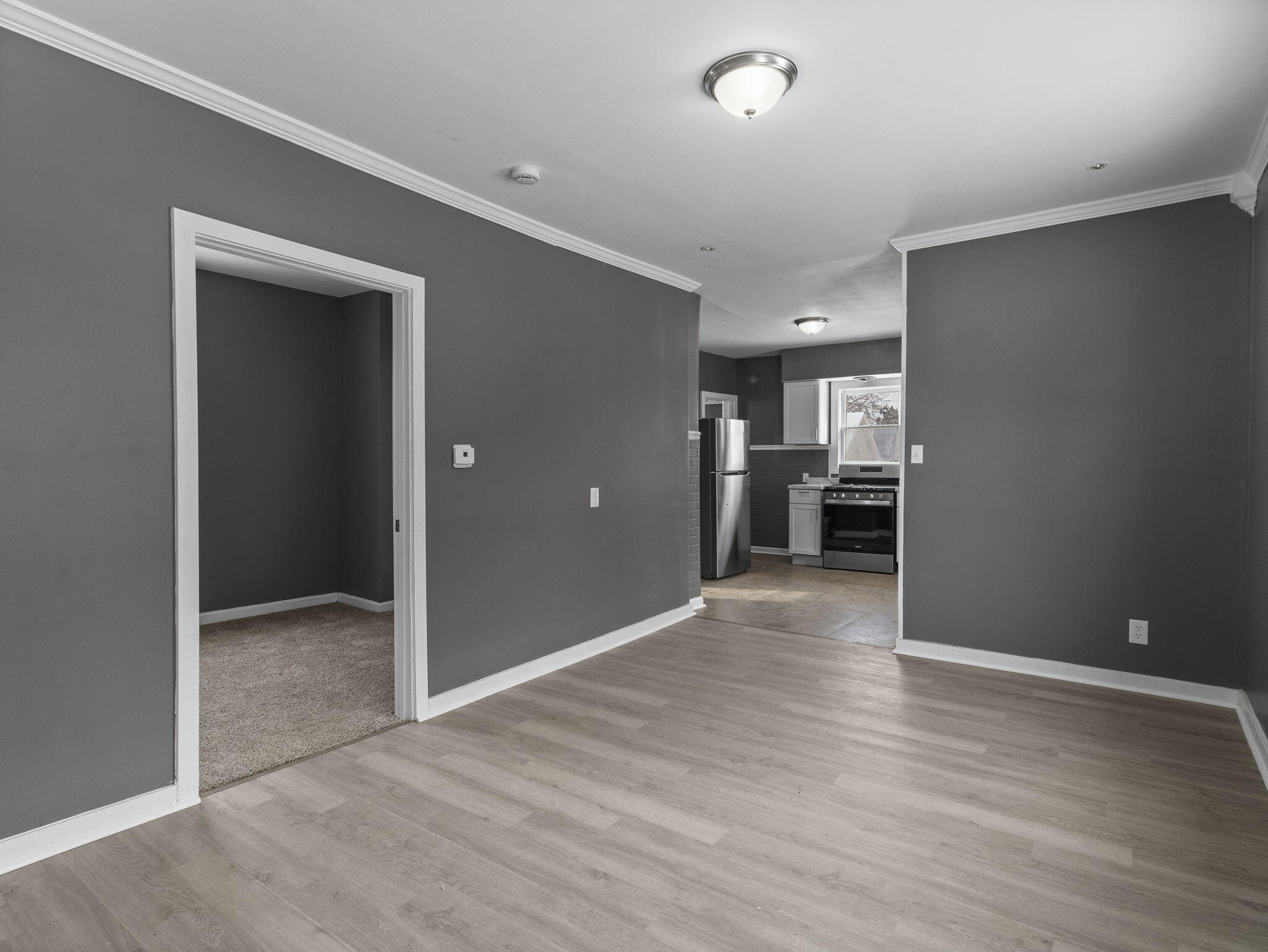 2558 North 24th Street Milwaukee, WI 53206 - Photo 15 of 33 12-web-or-mls-IMG_2808