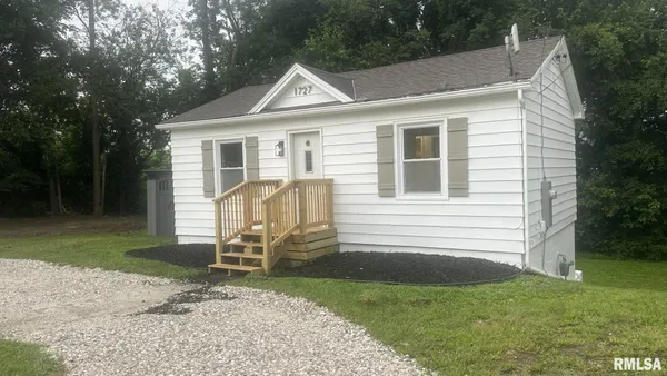 $110,000 | 1727 North 18th Street, Quincy, IL 62301