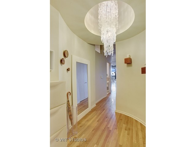 1530 South State Street, Unit 417 Chicago, IL 60605 - Photo 2 of 16