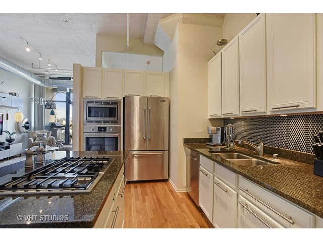 1530 South State Street, Unit 417 Chicago, IL 60605 - Photo 7 of 16
