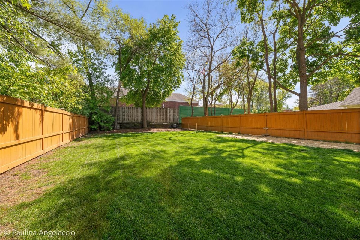 443 June Terrace Barrington, IL 60010 - Photo 39 of 44