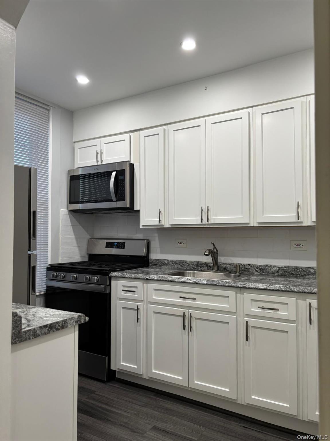 71-29 Myrtle Avenue, Unit 2 Queens, NY 11385 - Photo 5 of 13