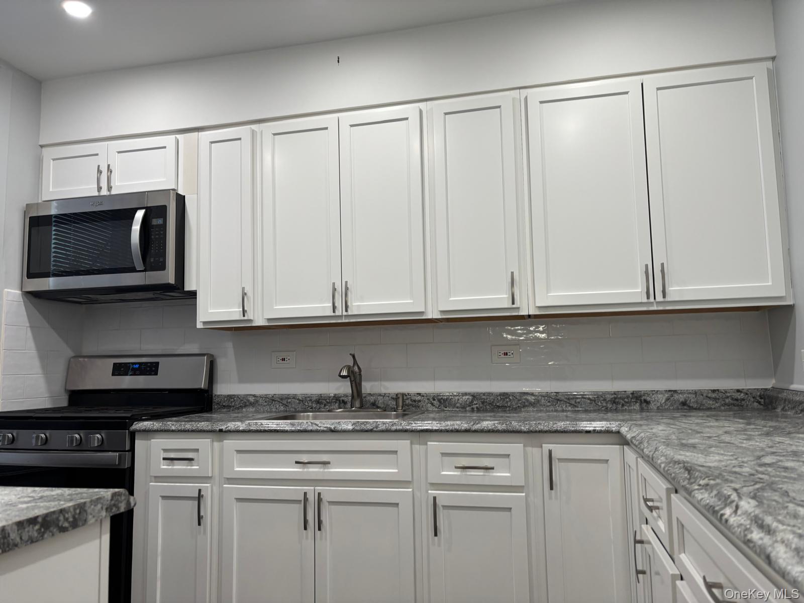 71-29 Myrtle Avenue, Unit 2 Queens, NY 11385 - Photo 7 of 13