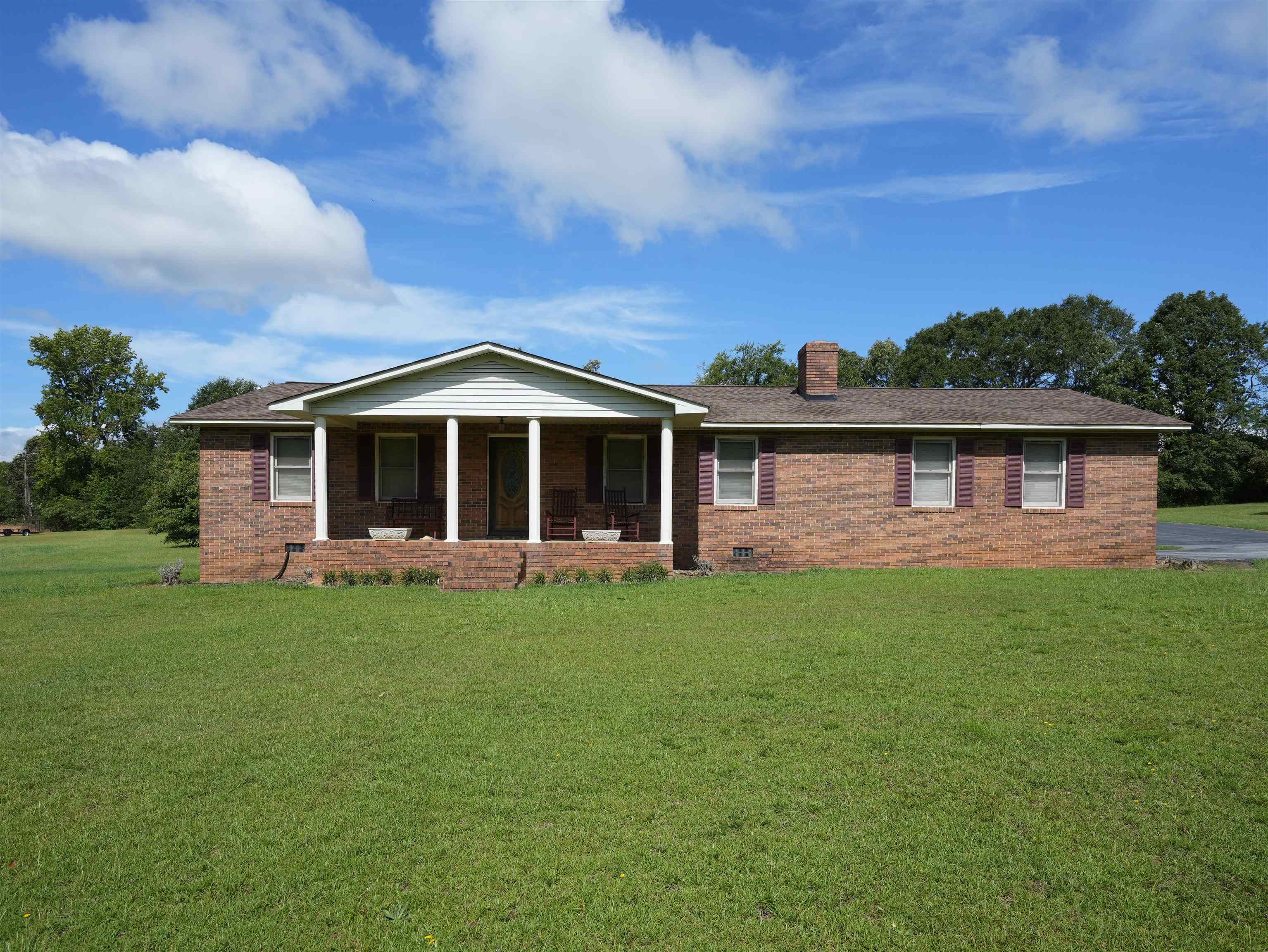 90 Rock Creek Road Laurens, SC 29360 - Photo 1 of 39 Gallery Image 1