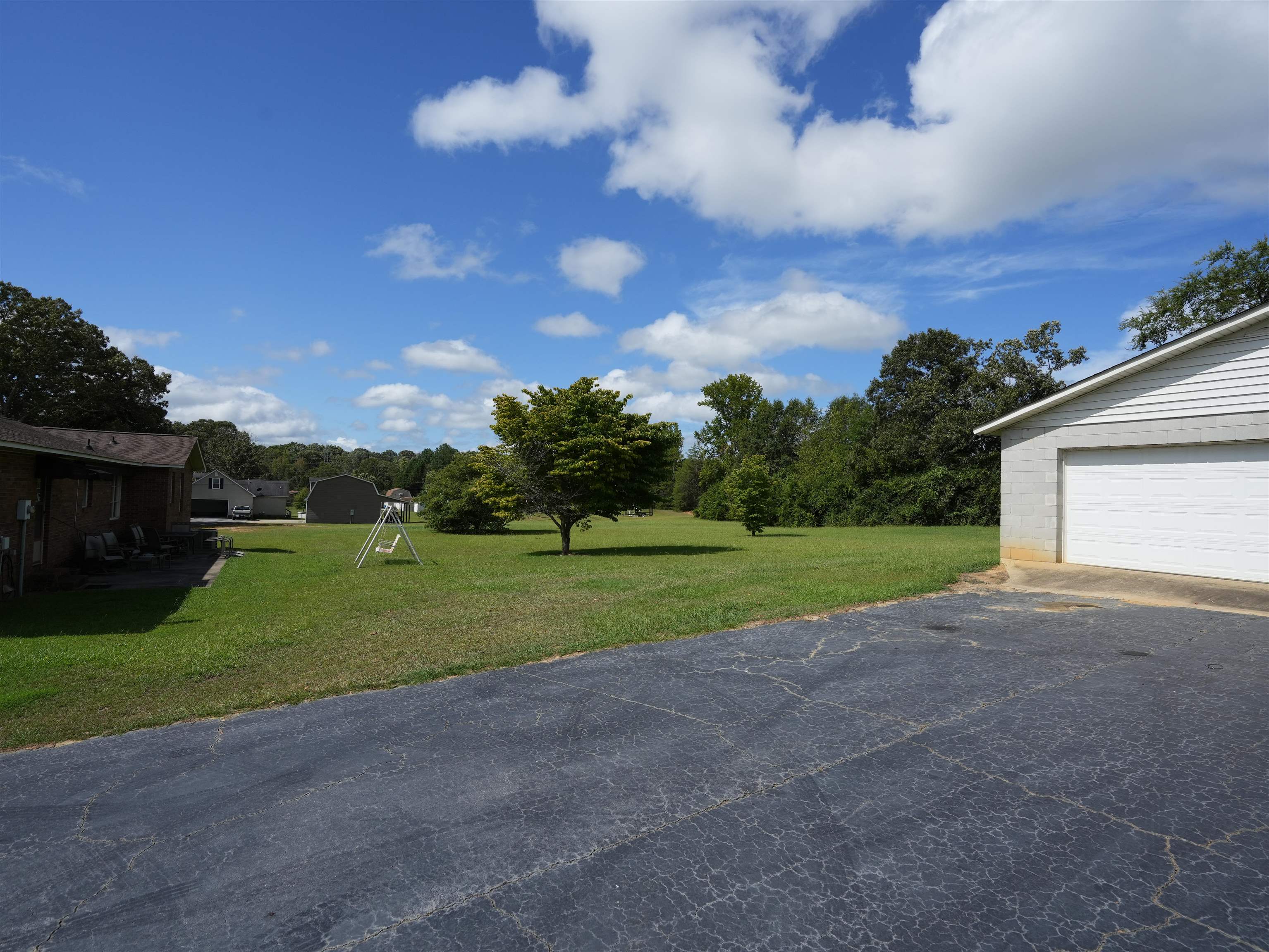 90 Rock Creek Road Laurens, SC 29360 - Photo 8 of 39 Gallery Image 8