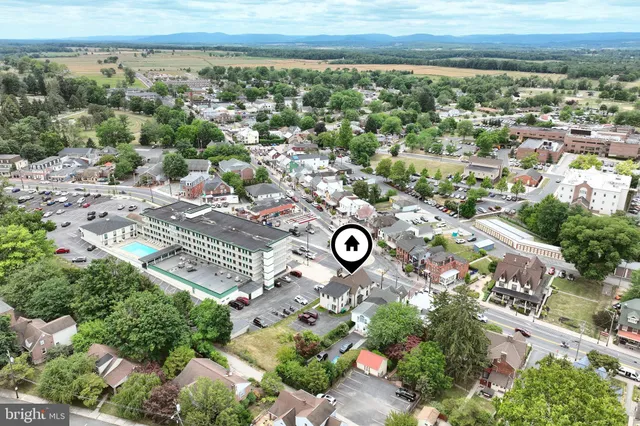 $484,900 | 504 Baltimore Street, Gettysburg, PA 17325