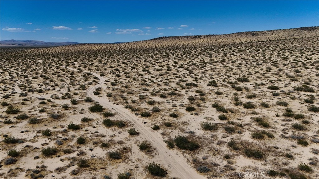 736 Fossil Bed Road Hinkley, CA 92347 - Photo 9 of 11 a view of a pathway