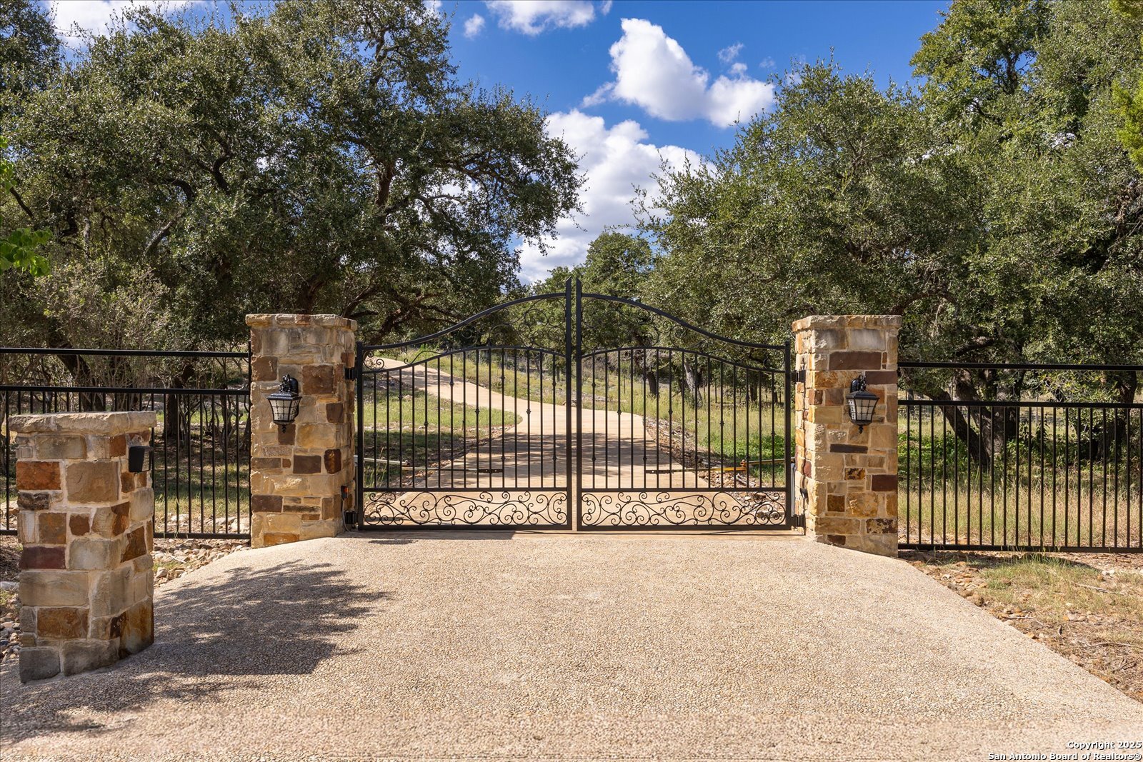 210 Rio Cordillera Boerne, TX 78006 - Photo 72 of 78 a view of a gate and fence