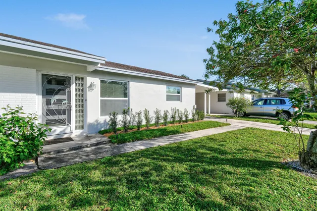 $2,900 | 1004 Stillwater Drive, Jupiter, FL 33458