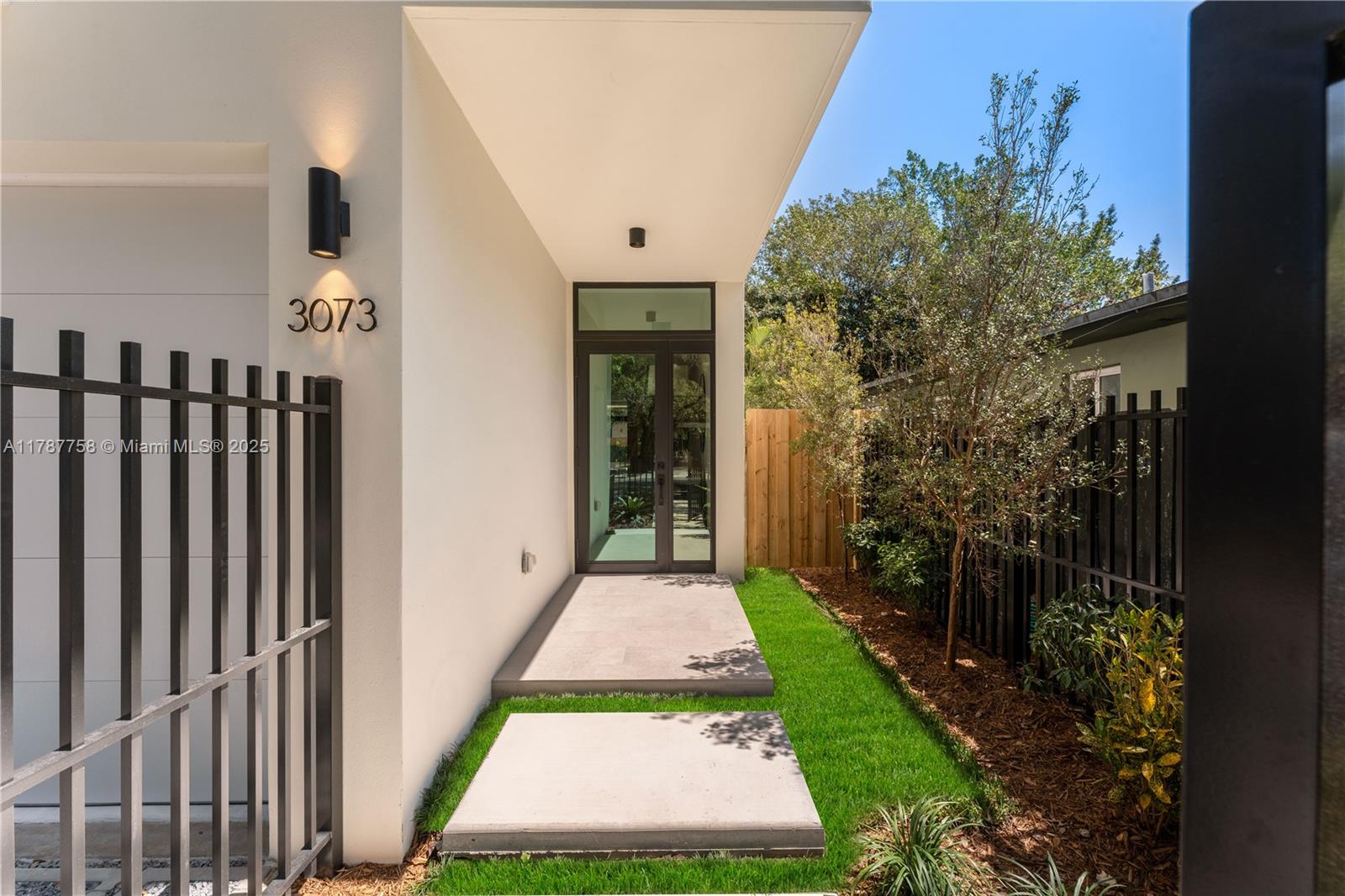 3073 Hibiscus Street, Unit 1 Miami, FL 33133 - Photo 25 of 27 a view of entryway