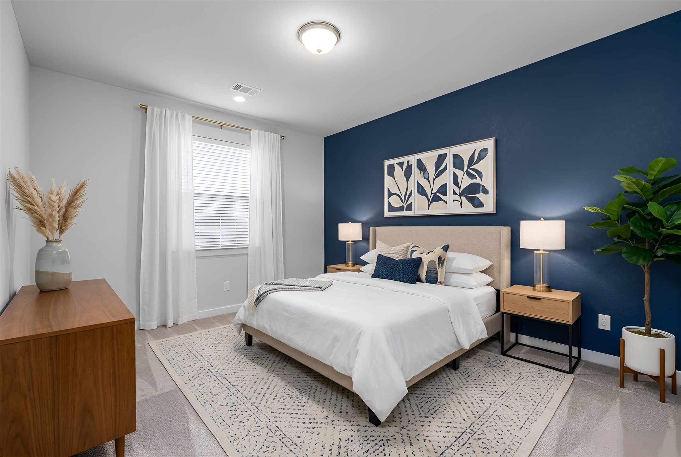 9803 Fulton Street Houston, TX 77076 - Photo 4 of 19 1st Floor Secondary Bedroom