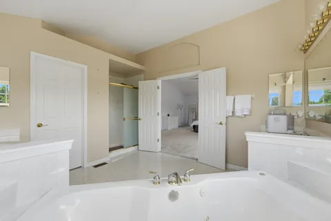 $624,500 | 18936 West Woodale Trail, Lake Villa, IL 60046