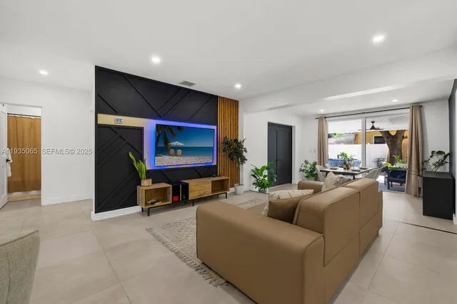 $859,000 | 3260 Northwest 9th Street, Miami, FL 33125