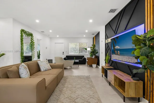 $859,000 | 3260 Northwest 9th Street, Miami, FL 33125