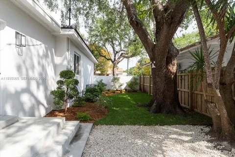 $859,000 | 3260 Northwest 9th Street, Miami, FL 33125