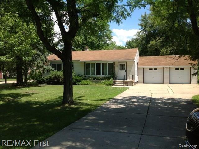 28591 Cotton Road New Baltimore, MI 48047 - Photo 2 of 37 front view 3.jpg