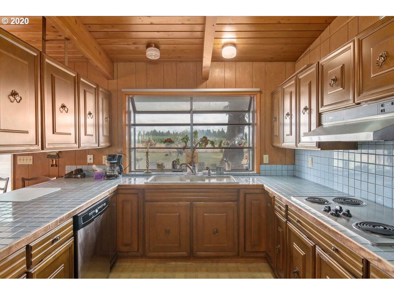 17818 South Harding Road Oregon City, OR 97045 - Photo 9 of 16