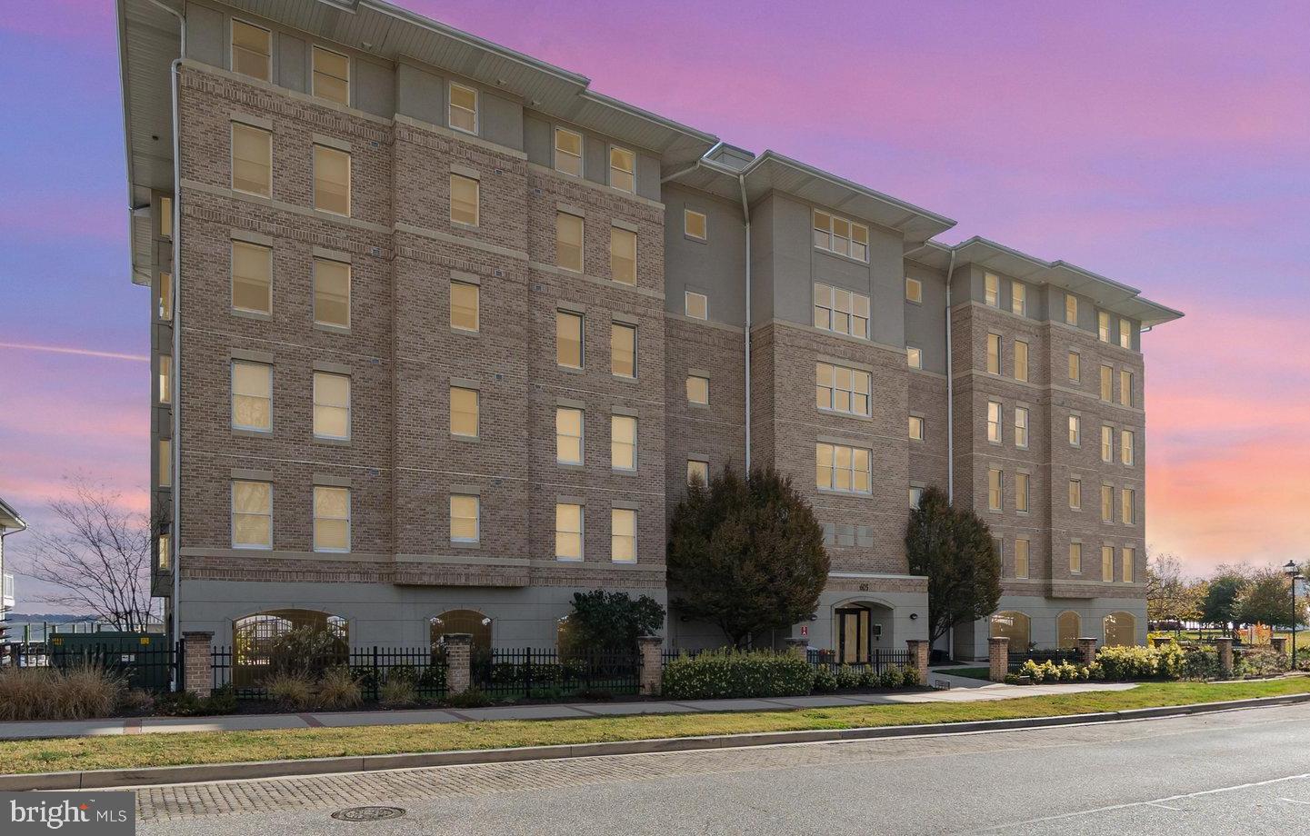 605 Concord Street, Unit 3E Havre de Grace, MD 21078 - Photo 3 of 59 a front view of a building