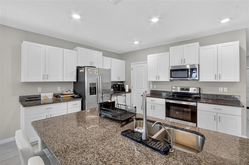 31783 Sun Kettle Loop Wesley Chapel, FL 33545 - Photo 24 of 73