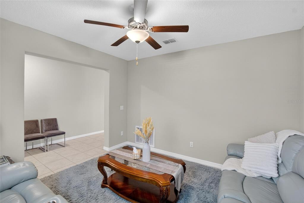 31783 Sun Kettle Loop Wesley Chapel, FL 33545 - Photo 8 of 73