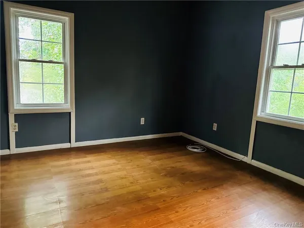 $2,400 | 56 Glenwood Avenue, Poughkeepsie, NY 12603