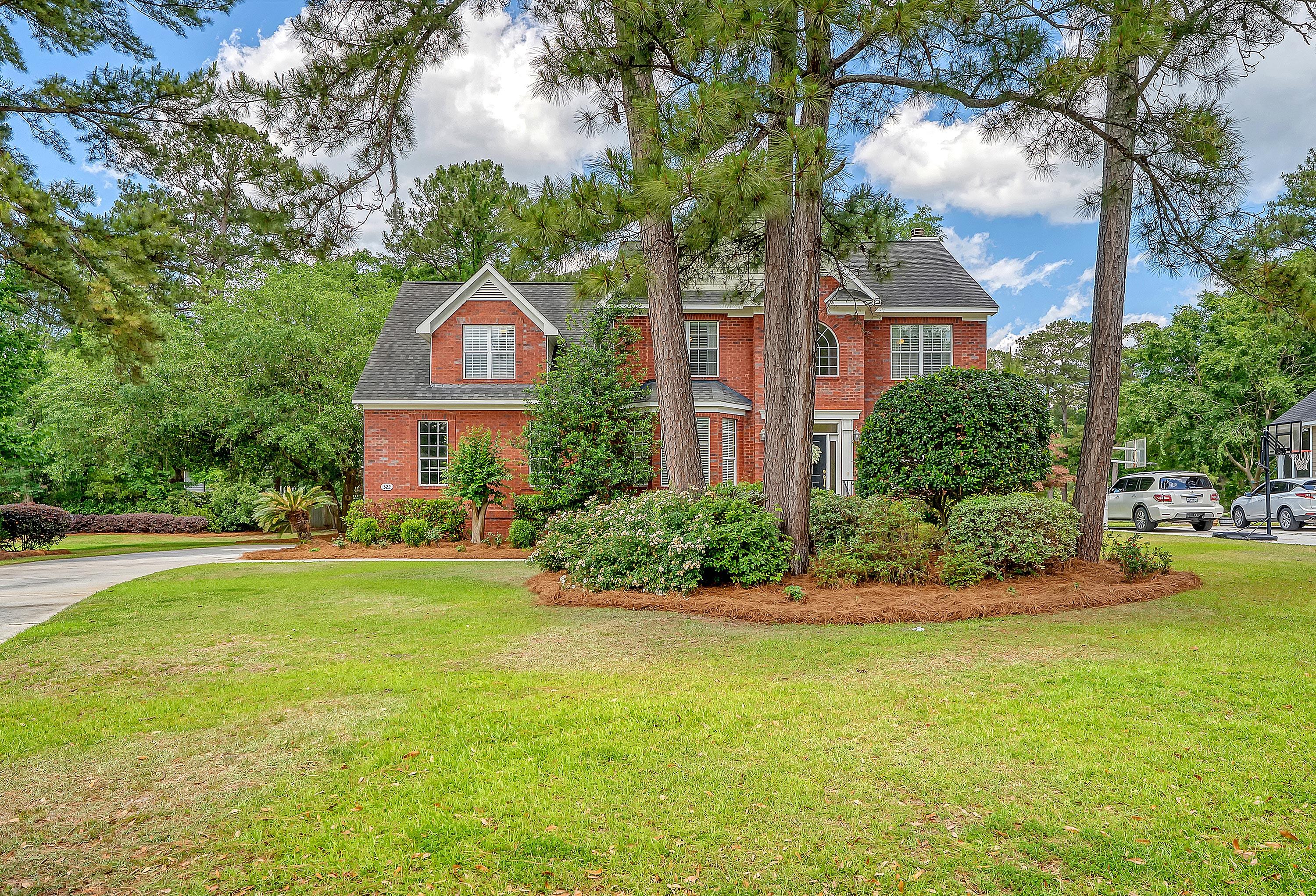322 Clubview Road Summerville, SC 29485 - Photo 5 of 89 DSC06064_64-copy