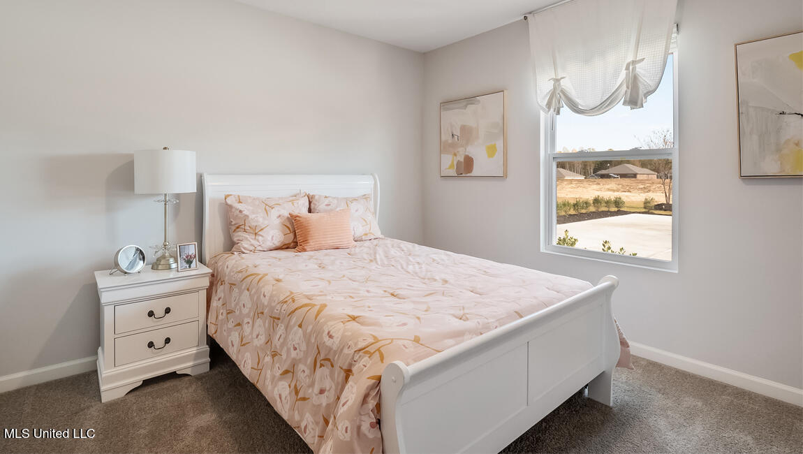 18 Thorn Tree Street Byhalia, MS 38611 - Photo 14 of 20 28_TN_Memphis_Willow-Point_Bedroom3