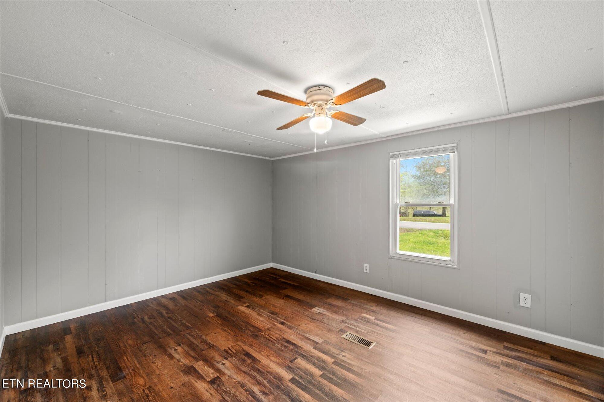1595 Brickell Ridge Road Decatur, TN 37322 - Photo 15 of 20 15-1595-Brickell-Ridge-Rd-Decatur-TN-15
