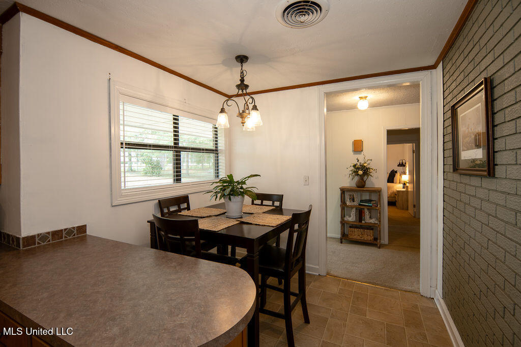 74 Timberlane Road Monticello, MS 39654 - Photo 5 of 25 P1509151-HDR