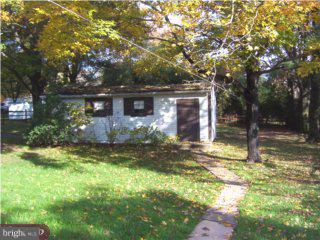 881 Lincoln Road Birdsboro, PA 19508 - Photo 3 of 6 Gallery Image 3