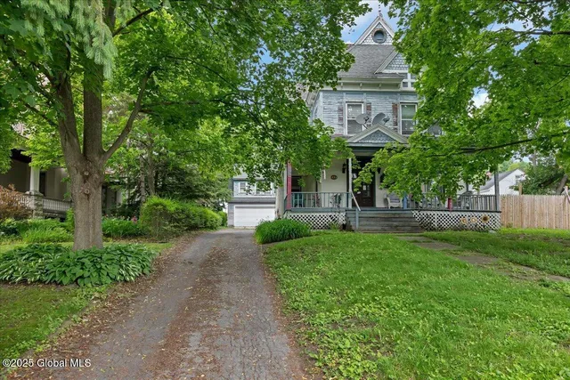 $299,000 | 253 Guy Park Avenue, Amsterdam, NY 12010