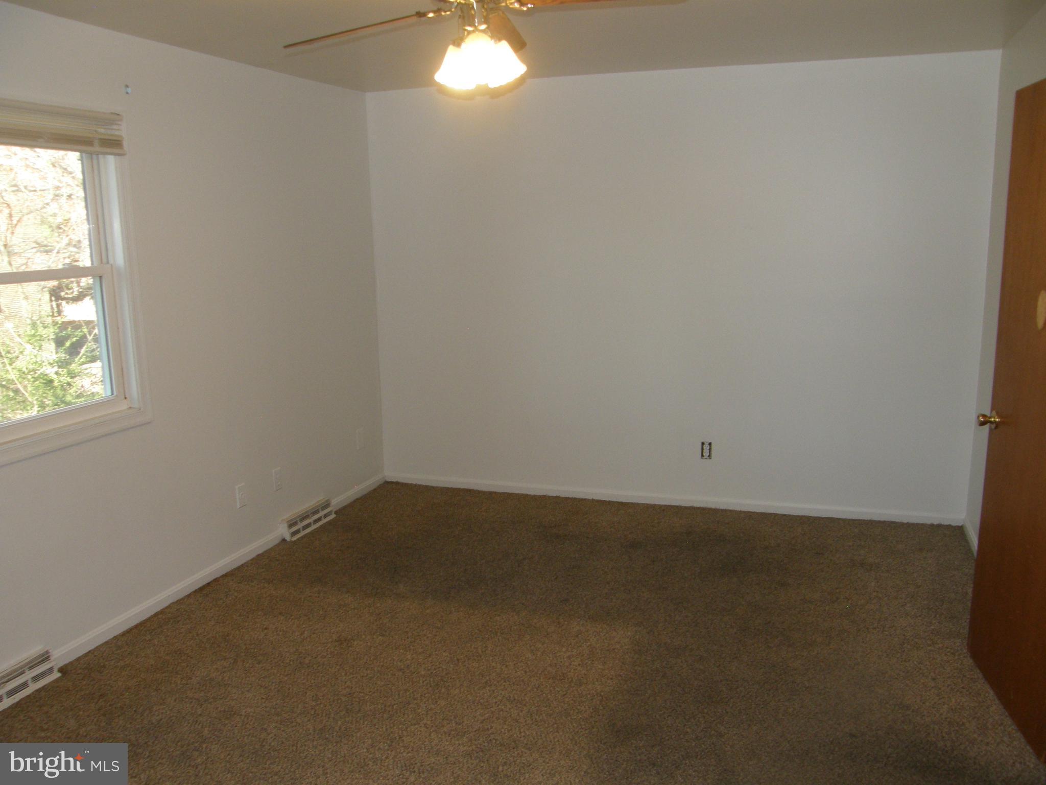 22087 Spring Valley Drive Lexington Park, MD 20653 - Photo 15 of 29 an empty room with a window