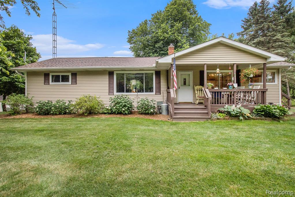 10304 Lehring Road Byron, MI 48418 - Photo 1 of 27 Gallery Image 1