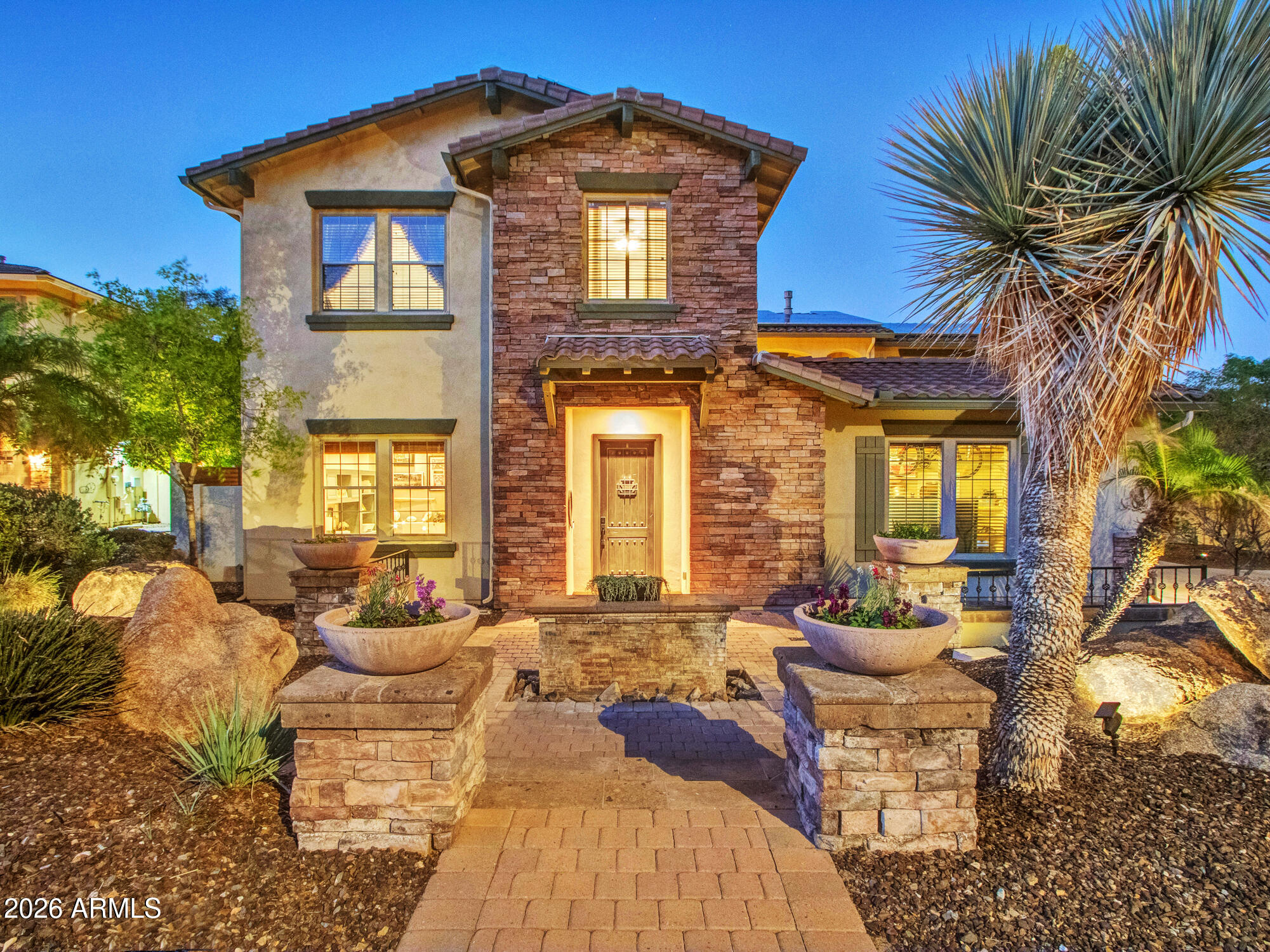 5724 West Rowel Road Phoenix, AZ 85083 - Photo 86 of 101 06-Evening_Front-(2)