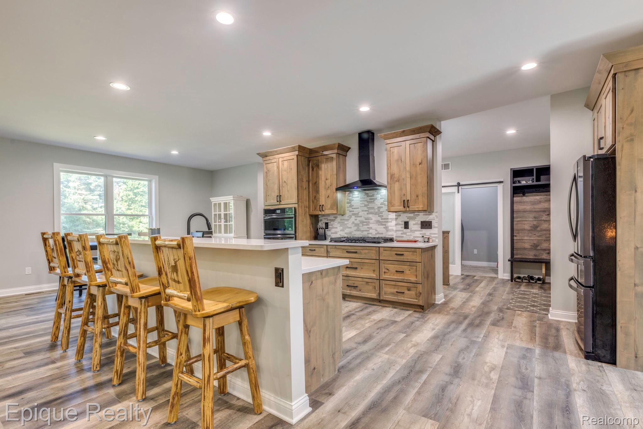4697 Emmett Road Emmett, MI 48022 - Photo 15 of 62 4697 Emmett Rd (24 of 62).jpg