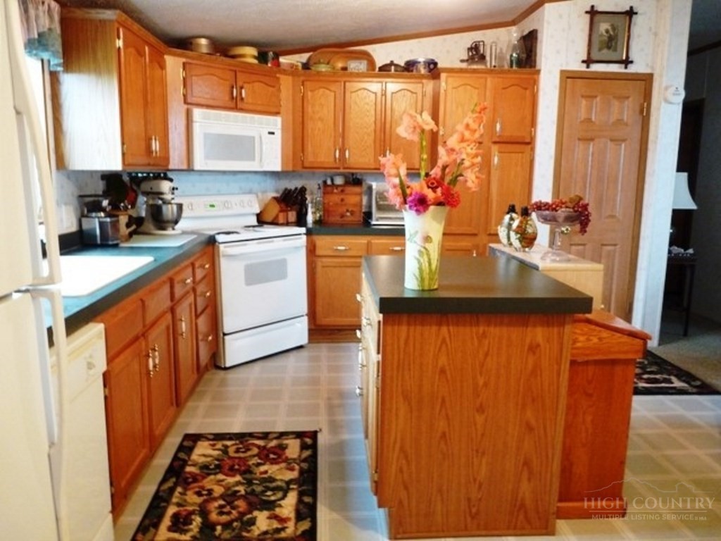 853 Cox Road Jefferson, NC 28640 - Photo 23 of 37 Gallery Image 23