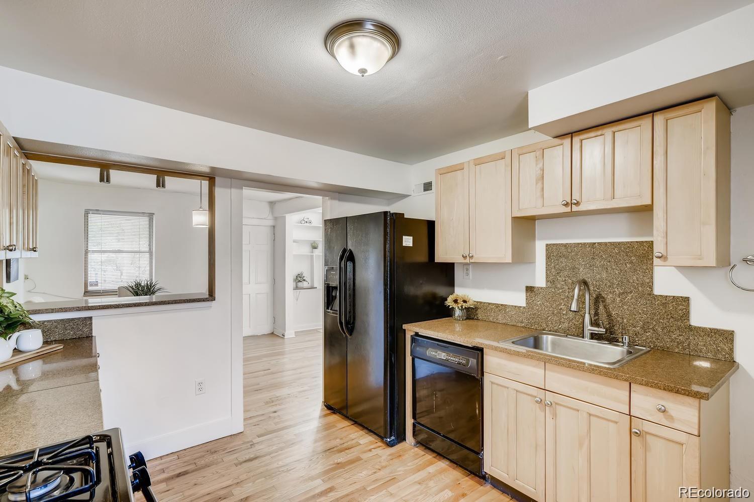 3456 North Downing Street Denver, CO 80205 - Photo 6 of 19