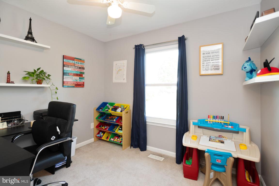 10331 Abbott Road Manassas, VA 20110 - Photo 18 of 31 Bedroom currently being used as office