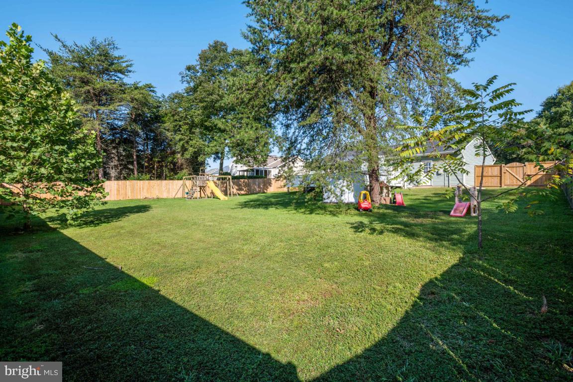 10331 Abbott Road Manassas, VA 20110 - Photo 22 of 31 Huge Fenced rear yard