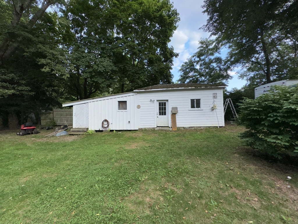 6 Wareham Street Carver, MA 02330 - Photo 12 of 24 Gallery Image 12